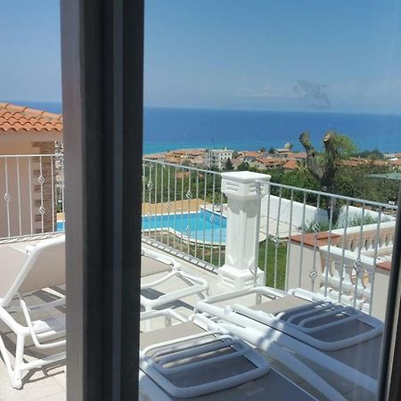 Appartamenti Borgo Panoramico N.2 Тропеа Екстериор снимка