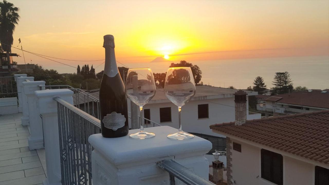 Appartamenti Borgo Panoramico N.2 Тропеа Екстериор снимка