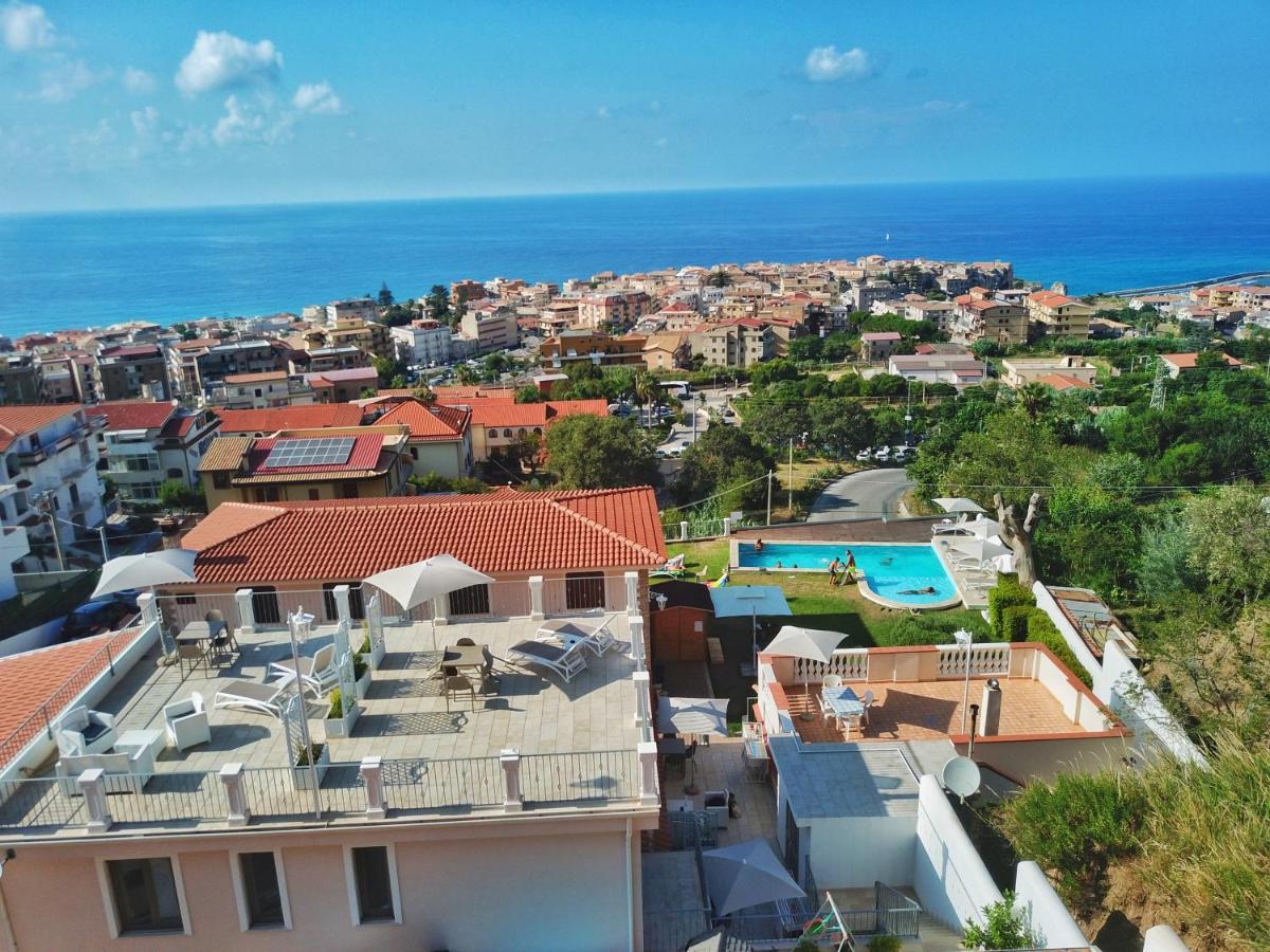 Appartamenti Borgo Panoramico N.2 Тропеа Екстериор снимка
