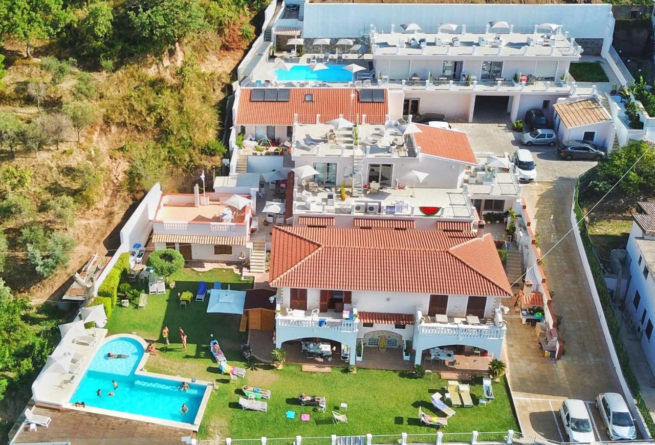 Appartamenti Borgo Panoramico N.2 Тропеа Екстериор снимка