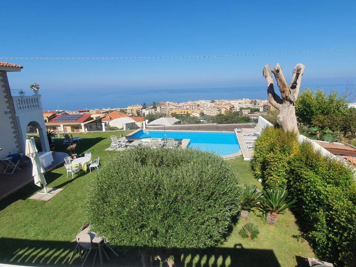 Appartamenti Borgo Panoramico N.2 Тропеа Екстериор снимка