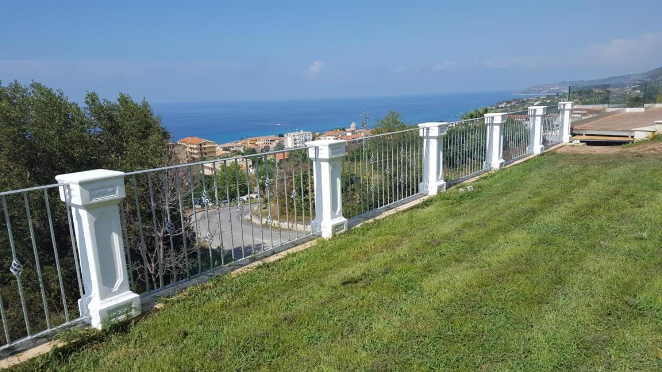 Appartamenti Borgo Panoramico N.2 Тропеа Екстериор снимка