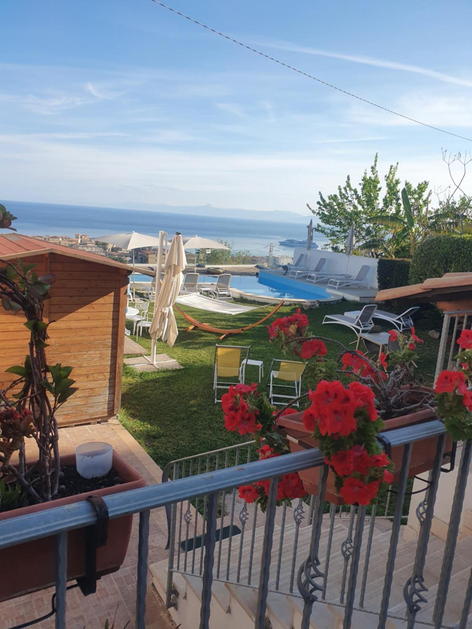 Appartamenti Borgo Panoramico N.2 Тропеа Екстериор снимка