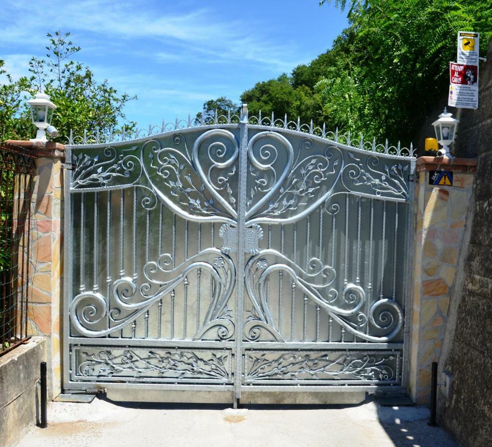 Appartamenti Borgo Panoramico N.2 Тропеа Екстериор снимка