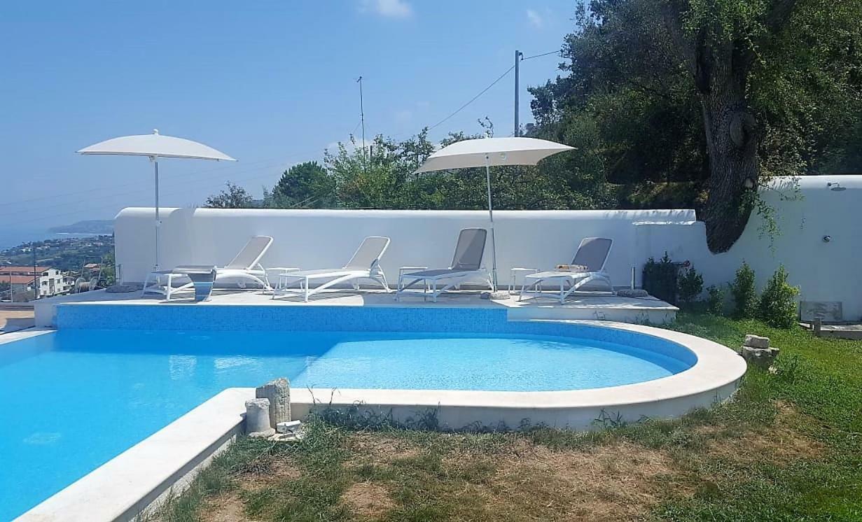 Appartamenti Borgo Panoramico N.2 Тропеа Екстериор снимка