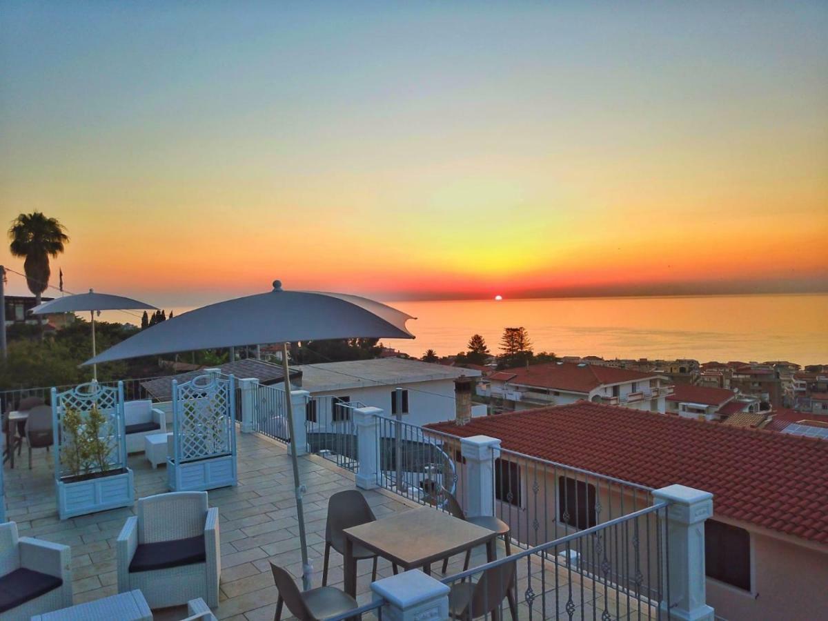 Appartamenti Borgo Panoramico N.2 Тропеа Екстериор снимка
