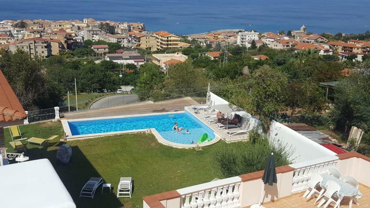 Appartamenti Borgo Panoramico N.2 Тропеа Екстериор снимка